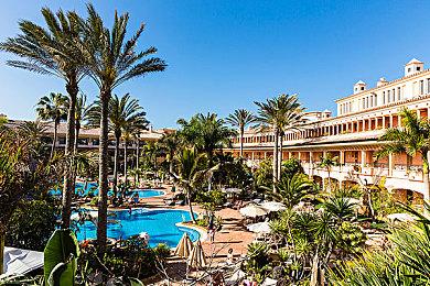 《瑞克和莫蒂》发布《战神：诸神黄昏》联动宣传短片